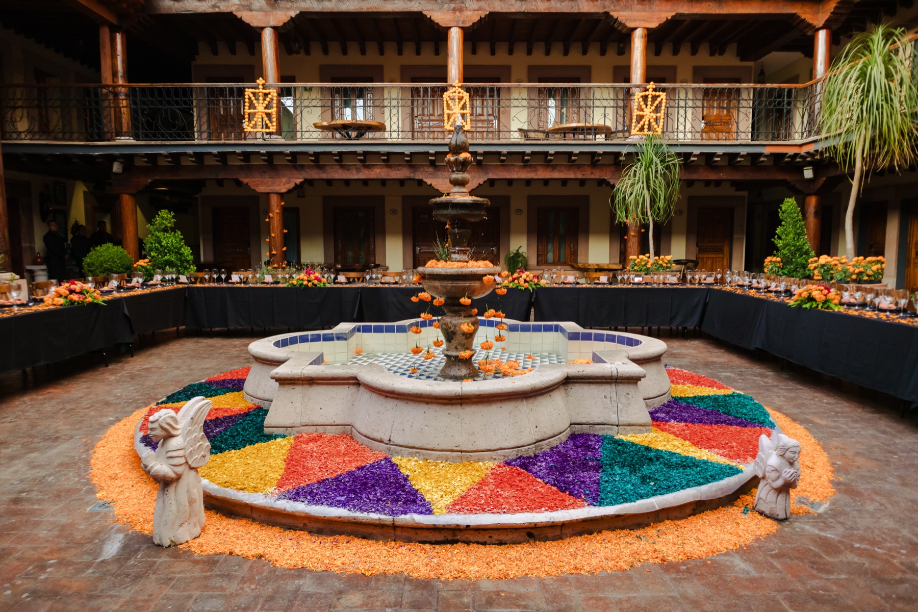 Patio colonial Hotel La Parroquia